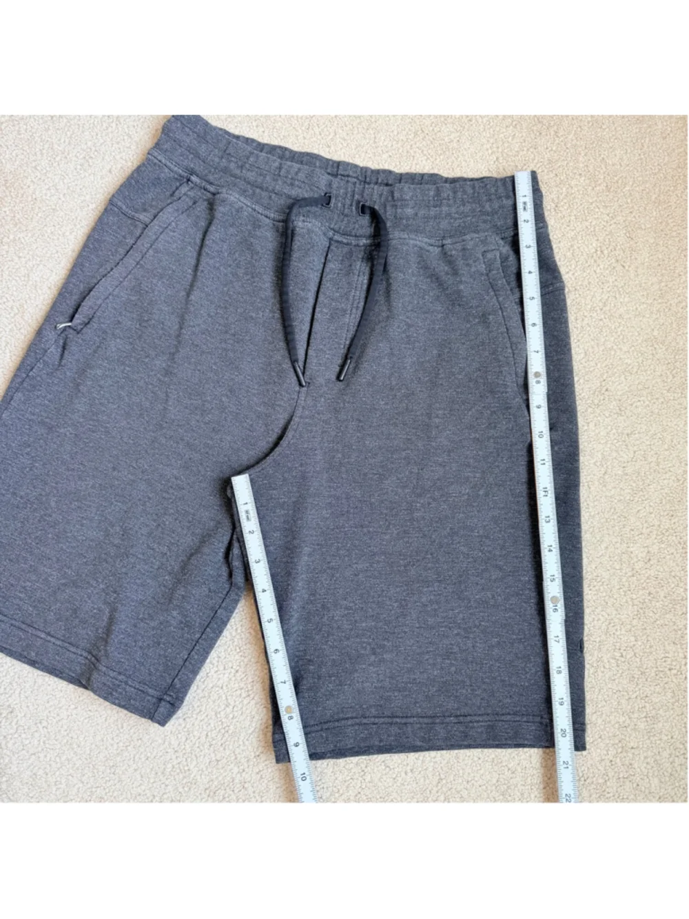 Lululemon Athletica City Sweat Shorts Men's Size Medium Grey Athletic Activewear